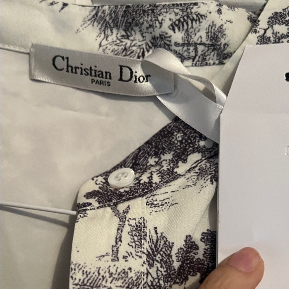 White and Gray Toile Short-Sleeve Midi Dress - Picture 3 of 3